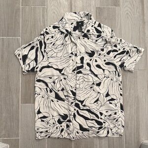 H&M Stylish Black and White Men's Shirt
